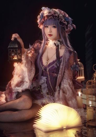 神帝降临我有亿万属性点_手机在线免费观看