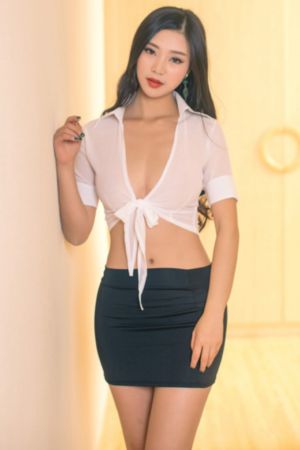 年轻的保姆电影_完整视频大全